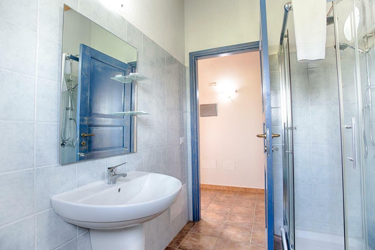 Agriturismo Mieleamaro Villa Olbia Bagian luar foto