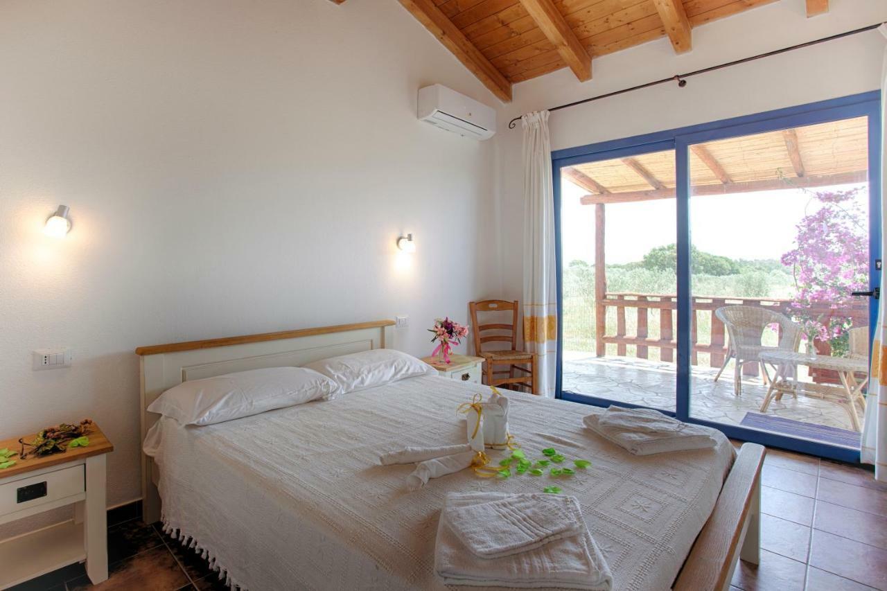 Agriturismo Mieleamaro Villa Olbia Bagian luar foto